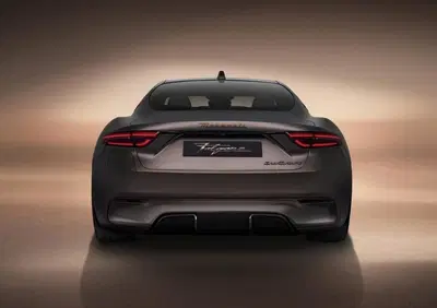 Maserati Granturismo Folgore 2023, qui c'è sotto qualcosa... [VIDEO]