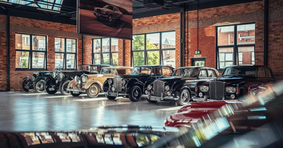 Bentley ha un nuovo museo: l'Heritage Garage di Crewe avr&agrave; 22 meraviglie in mostra 