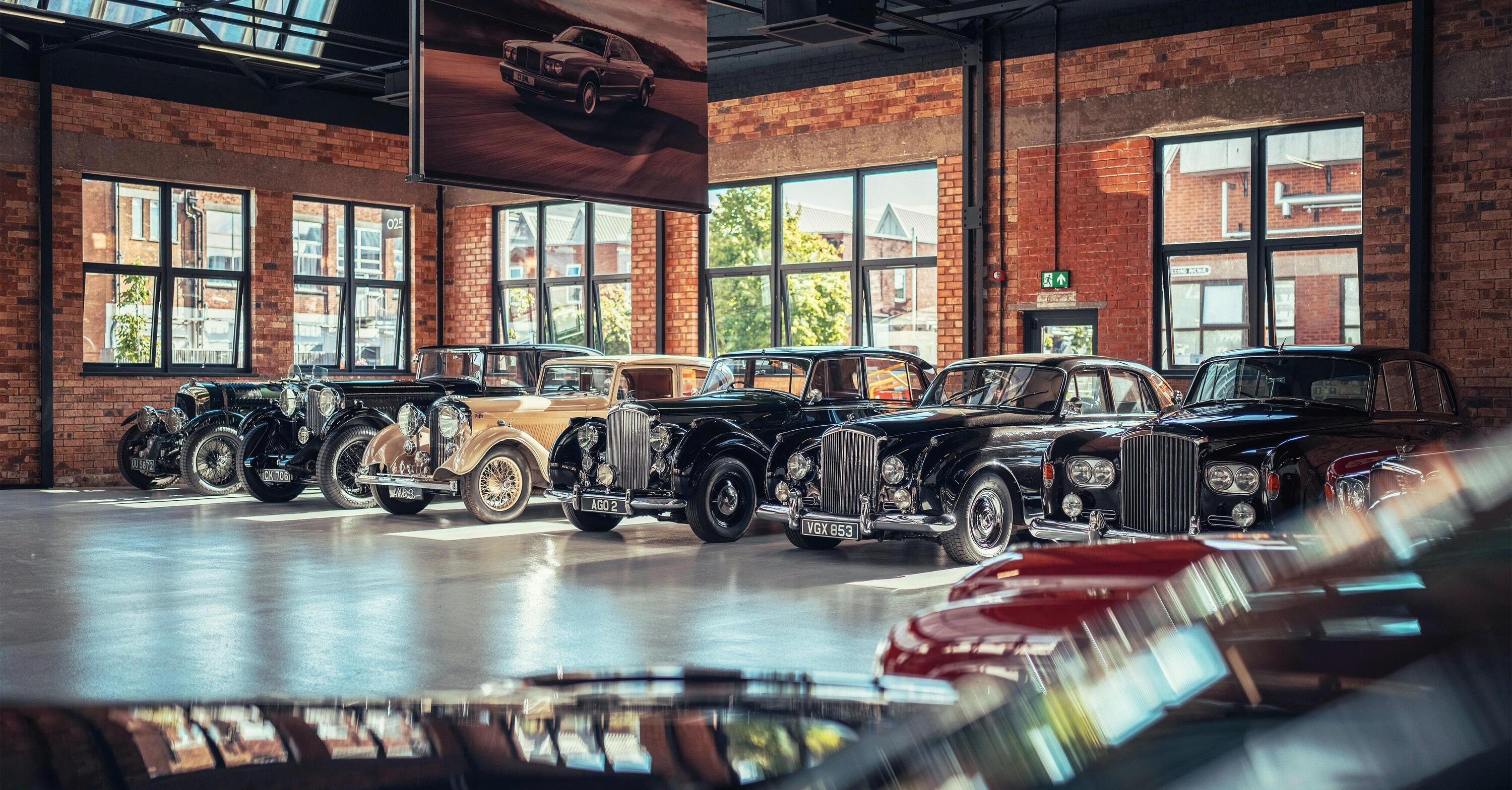 Bentley ha un nuovo museo: l&#039;Heritage Garage di Crewe avr&agrave; 22 meraviglie in mostra 