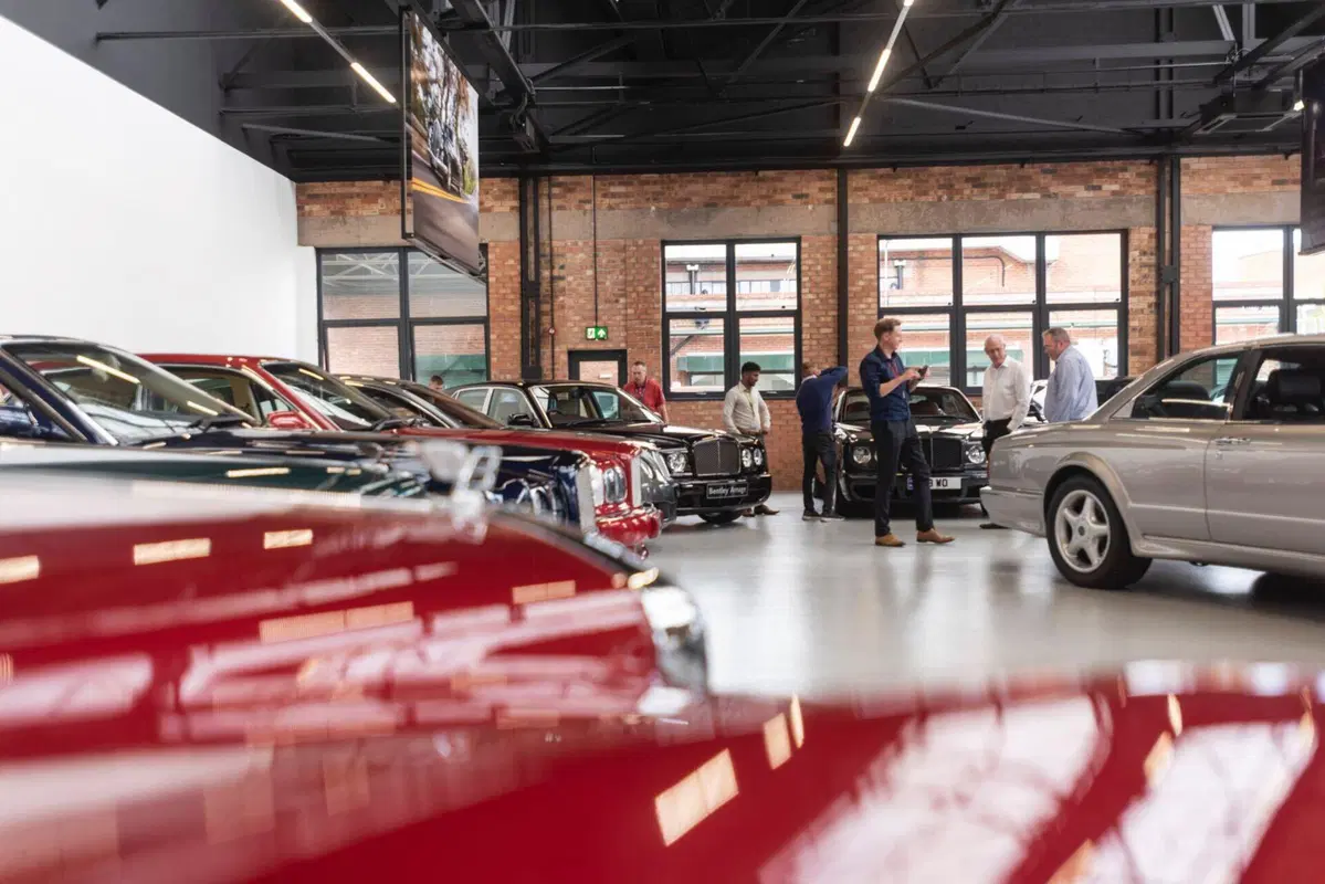 Bentley, il nuovo Heritage Garage di Crewe (3)