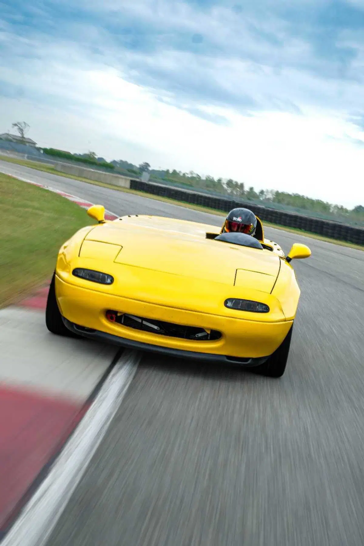 Mazda MX-5 Gorgona NM Concept, come va in pista la barchetta da 184 CV su 830 kg (3)
