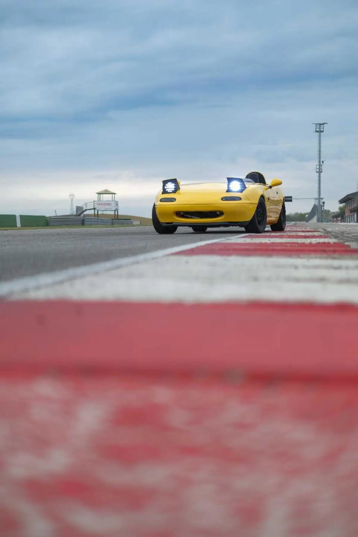 Mazda MX-5 Gorgona NM Concept, come va in pista la barchetta da 184 CV su 830 kg (8)