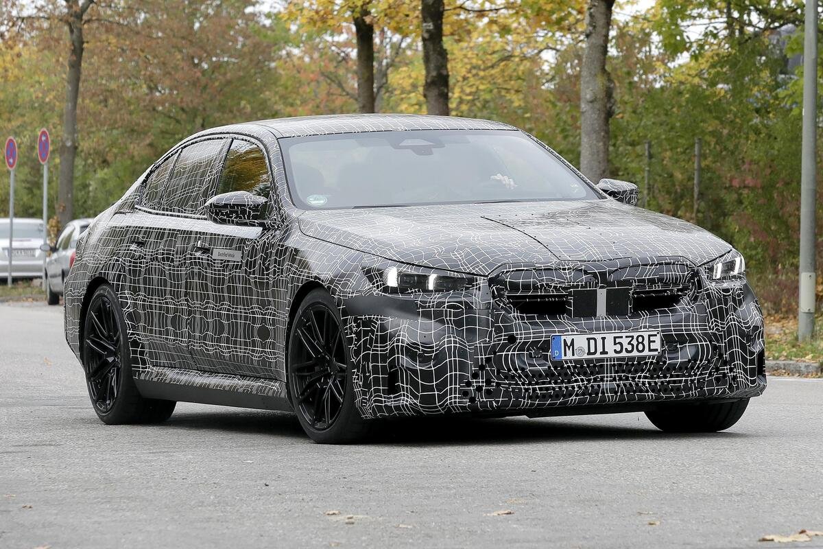 BMW M5 2024, ecco le foto spia News Automoto.it