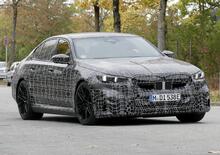 BMW M5 2024, ecco le foto spia