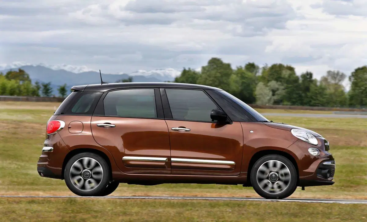 Fiat 500L 1.3 Multijet 95 CV Red (5)