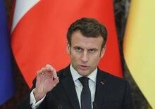 Emmanuel Macron a Parigi 2022: Voglio un'auto elettrica che costi 100 euro al mese