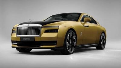 Rolls-Royce Spectre &egrave; la prima elettrica di lusso