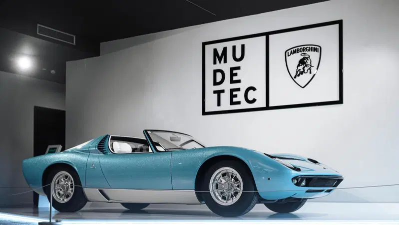 Lamborghini, la Miura Roadster in mostra a Sant'Agata Bolognese