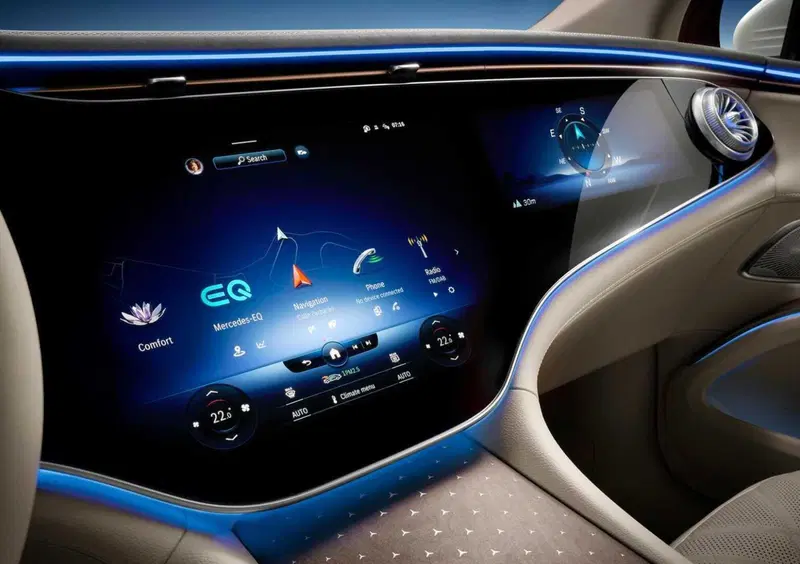 Mercedes-Benz EQS SUV (2022-->>) (16)