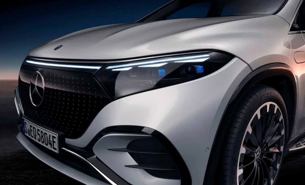 Mercedes-Benz EQS SUV (2022-->>) (21)