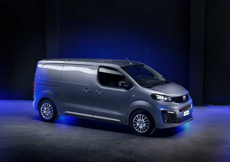Fiat E-Scudo Furgone (2021-->>) (2)