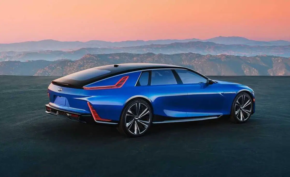 Cadillac Celestiq: l'auto migliore del mondo? In concorrenza con Rolls Royce e Bentley  (2)