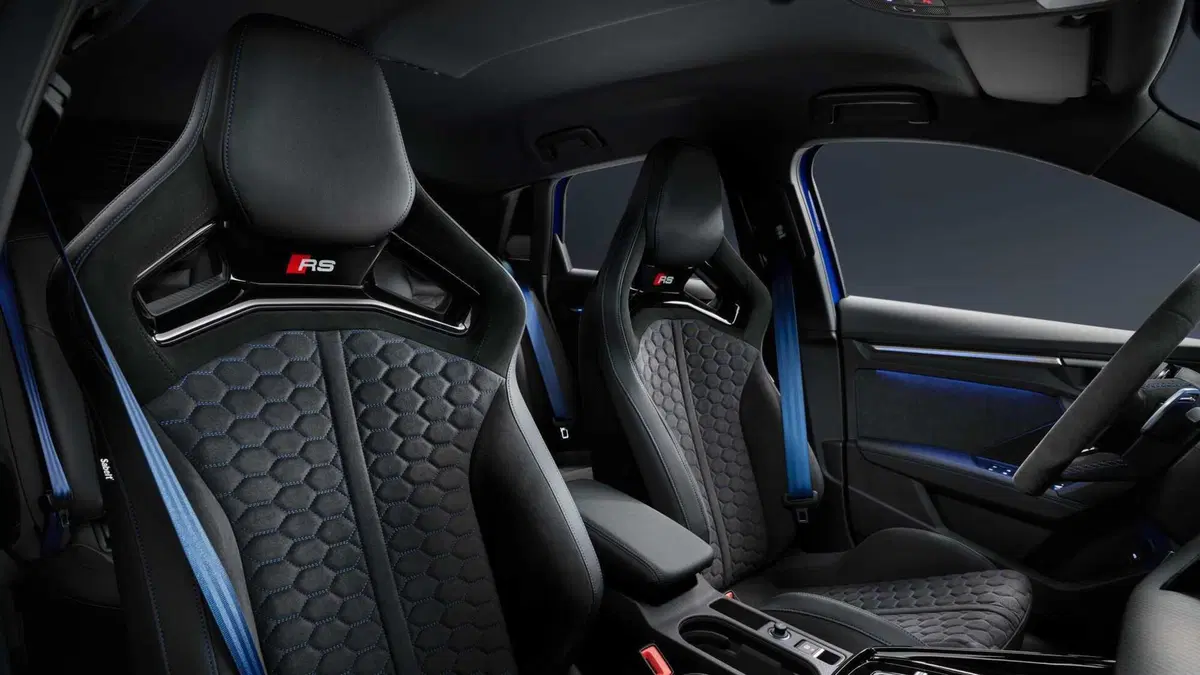 Audi RS 3 Performance Edition: l'asticella è sempre più alta (11)