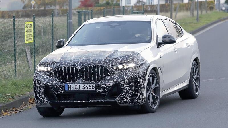BMW X6 2023, ecco le foto spia del nuovo Facelift 