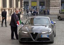 Giorgia Meloni sceglie l'Alfa Romeo Giulia per arrivare a Palazzo Chigi