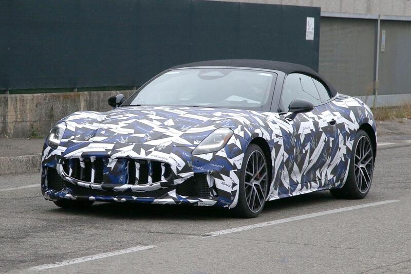 Maserati GranCabrio, ecco le foto spia