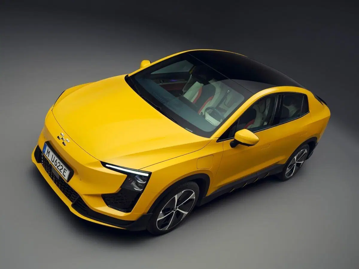 Aiways U6: Suv Coupè elettrico da 218 CV e 400 km (12)
