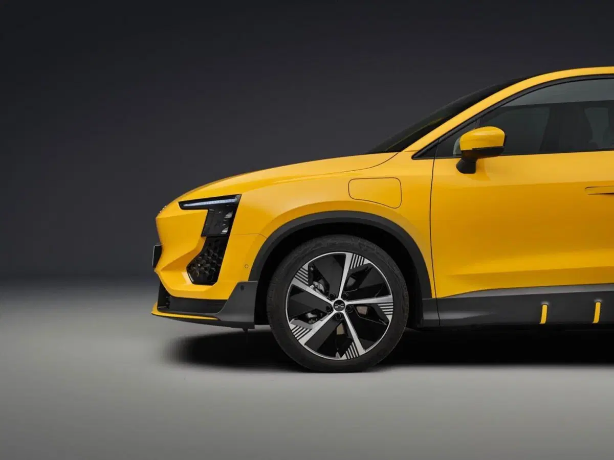 Aiways U6: Suv Coupè elettrico da 218 CV e 400 km (13)