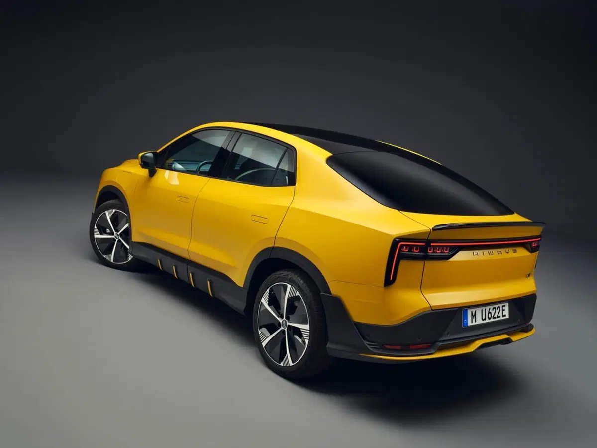 Aiways U6: Suv Coupè elettrico da 218 CV e 400 km (7)