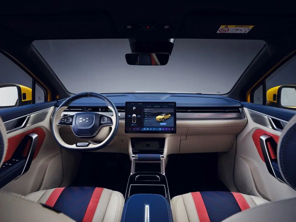 Aiways U6: Suv Coupè elettrico da 218 CV e 400 km (3)