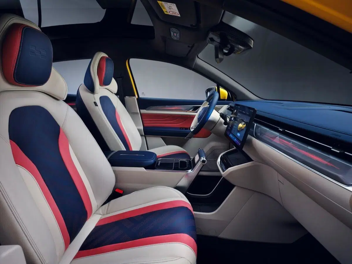 Aiways U6: Suv Coupè elettrico da 218 CV e 400 km (9)