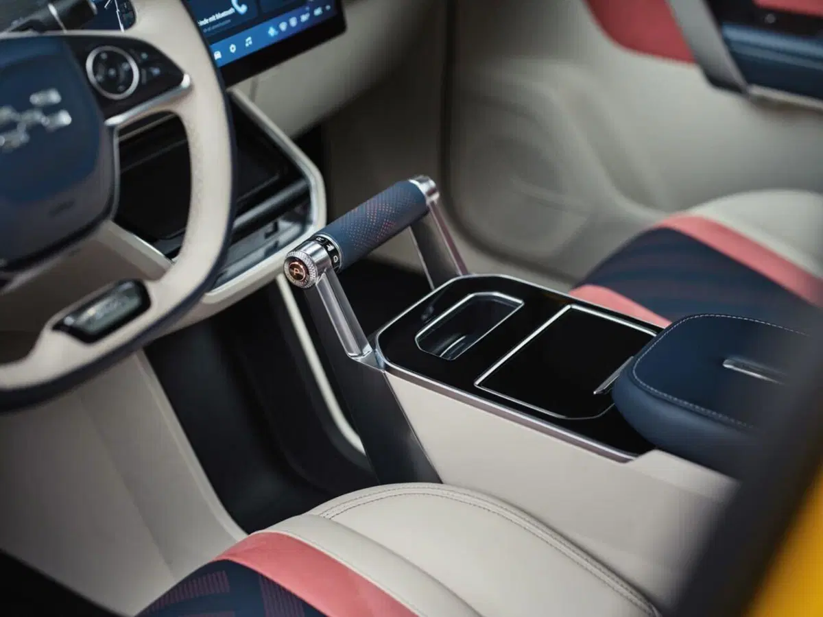 Aiways U6: Suv Coupè elettrico da 218 CV e 400 km (11)