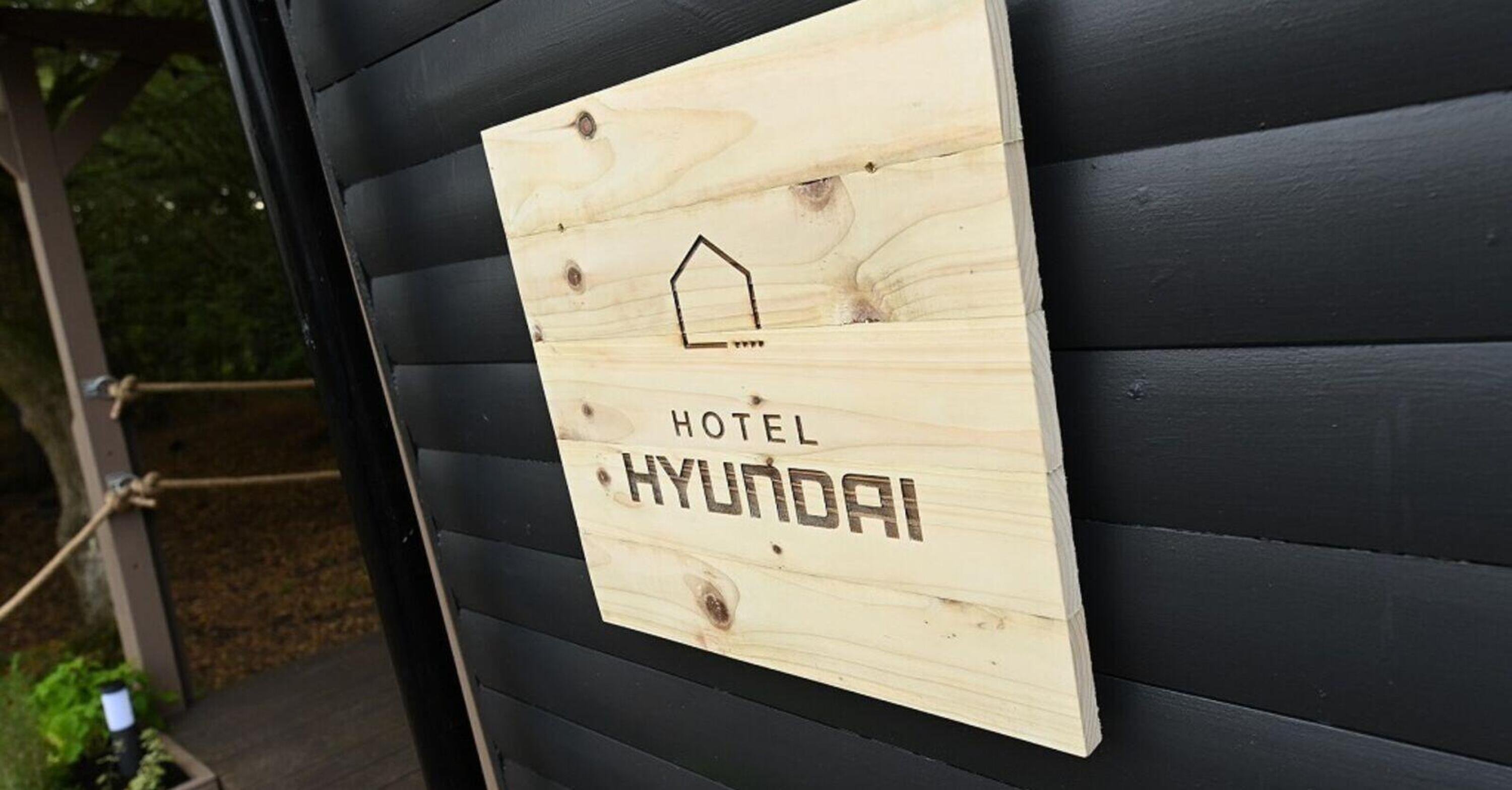 Hyundai Ioniq5 on grid: la corrente va dalla batteria all&#039;hotel