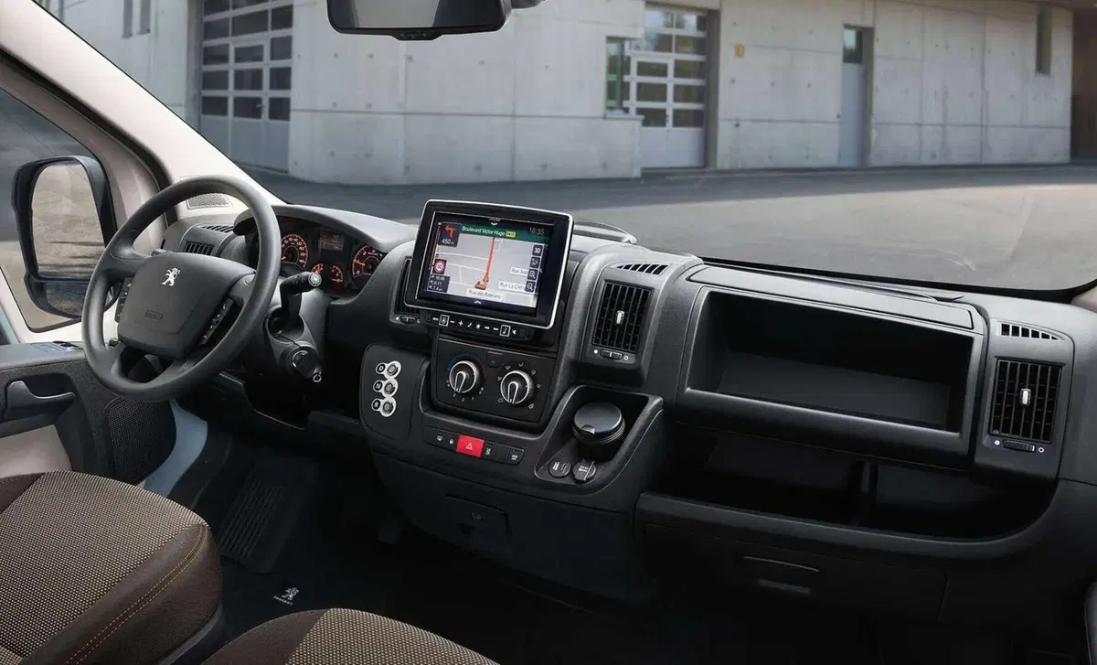 Peugeot e-Boxer Furgone (2021-23) (5)