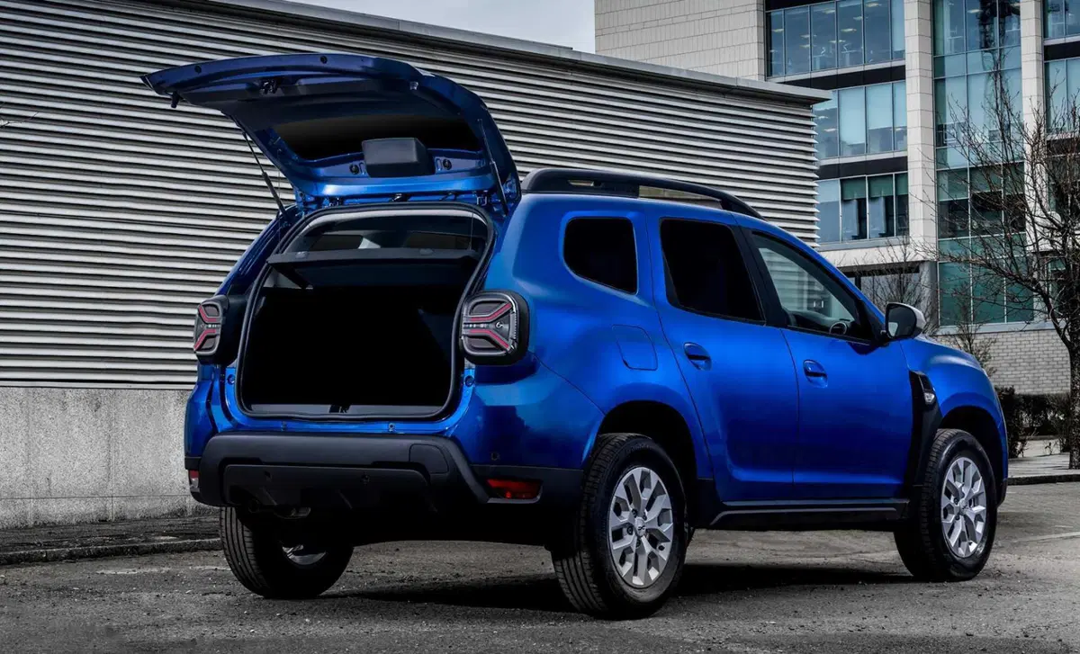 Dacia Duster 1.0 TCe 100 CV 4x2 Techroad (6)