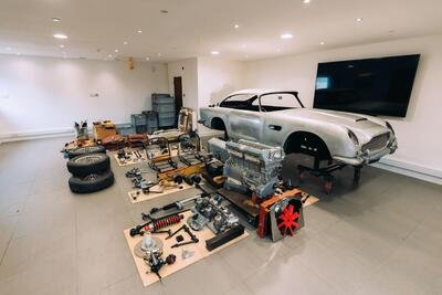 Vuoi un&#039;Aston Martin DB5 alla James Bond? Costa &quot;poco&quot; ma &egrave; come all&#039;Ikea