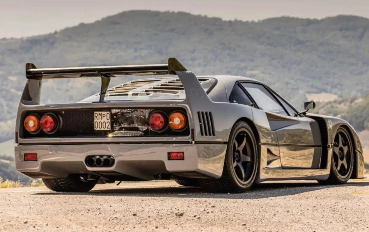 La Ferrari F40 da 1000 CV è in vendita, se 478 non vi bastano (2)