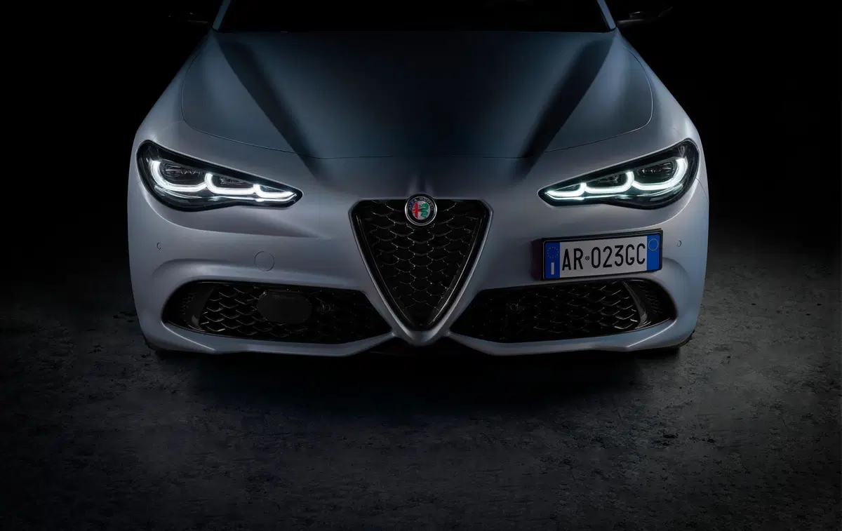 Alfa Romeo Giulia 2023 (7)