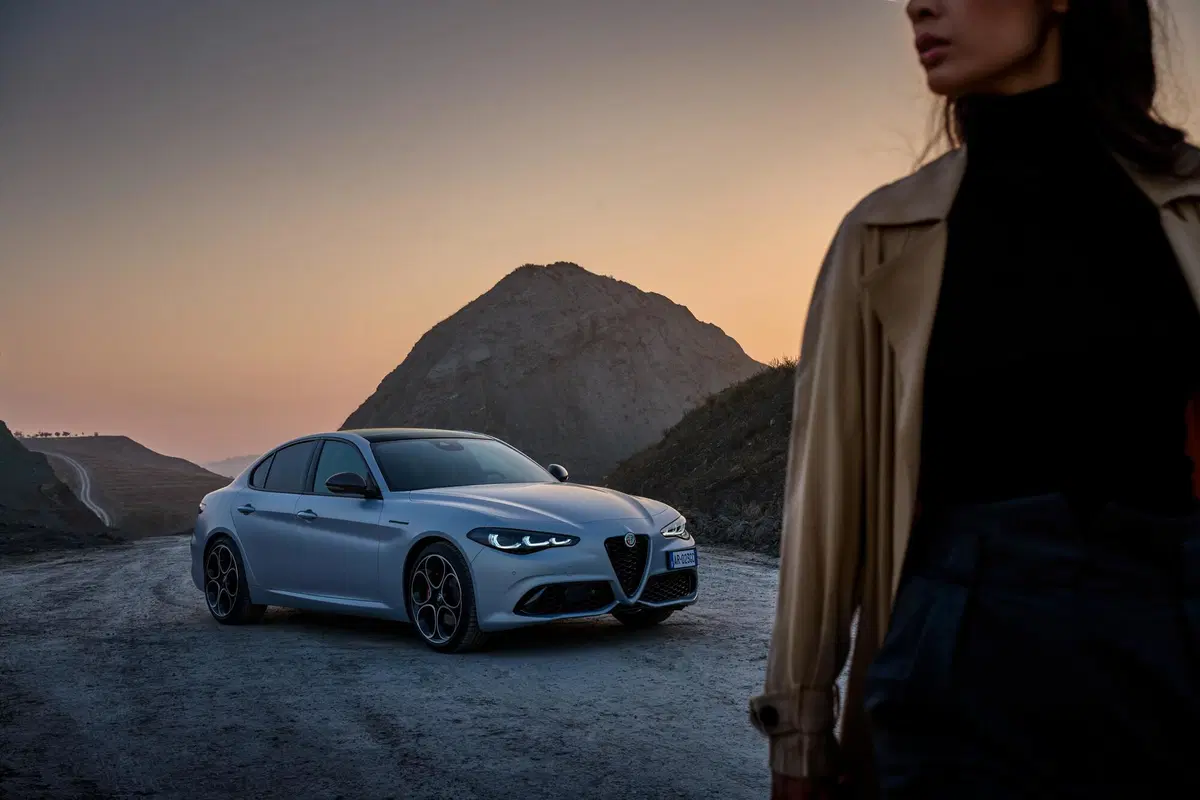 Alfa Romeo Giulia 2023 (8)