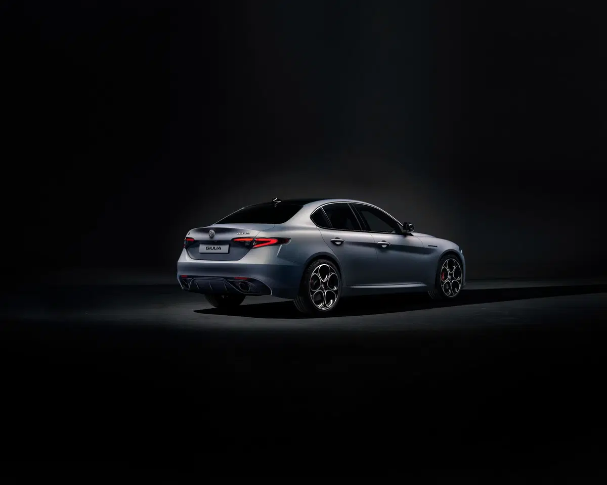 Alfa Romeo Giulia 2023 (25)