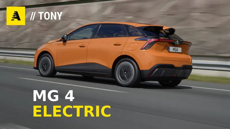 MG 4 Electric (2023), l'elettrica anglo-cinese da 30.000 euro: prova su strada