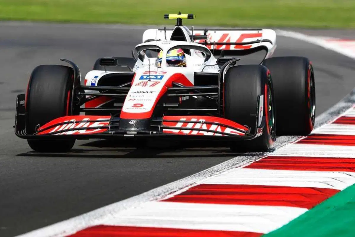 F1, GP Messico 2022: pole per Verstappen (20)
