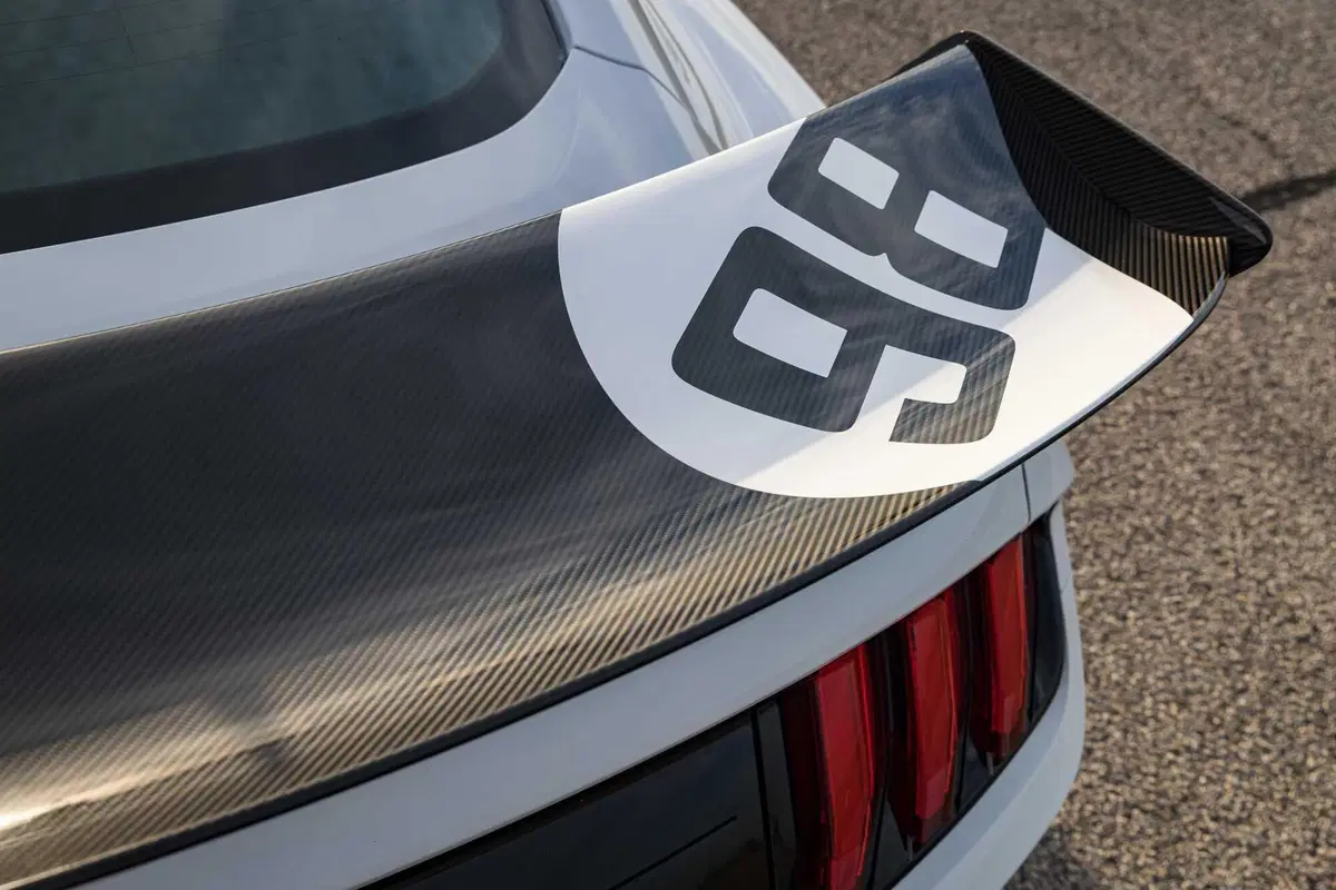 Ford Mustang Shelby GT500, bastano 1.220 Cv? (14)