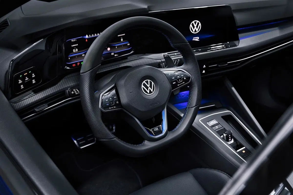 Volkswagen Golf 8 R (2022) (11)