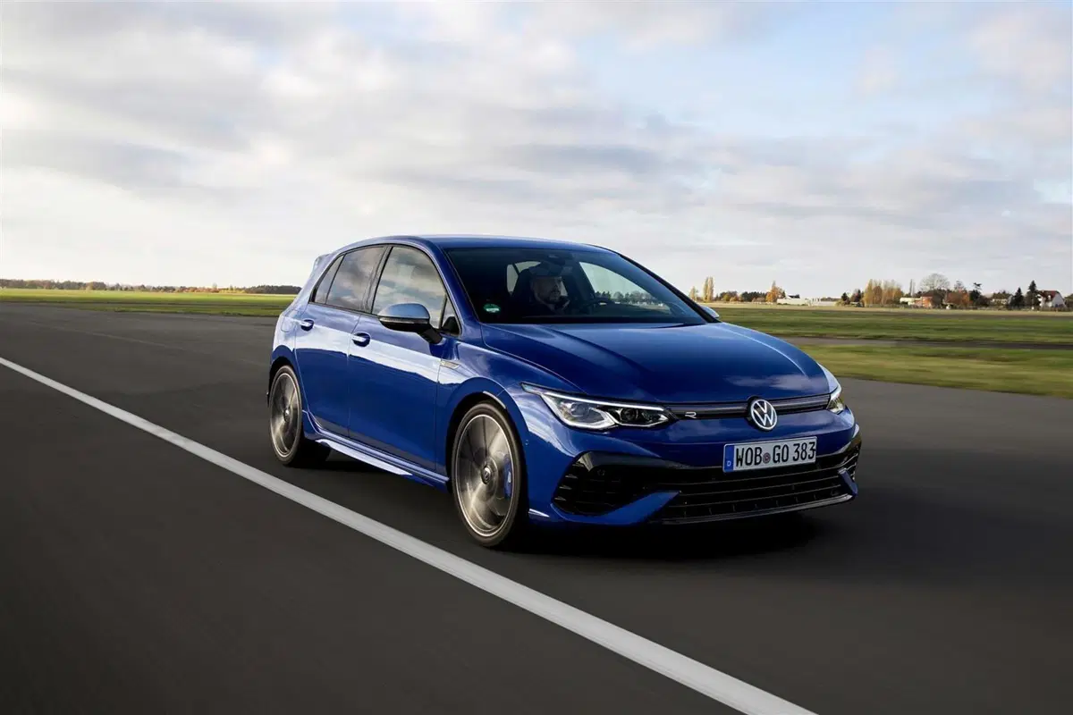 Volkswagen Golf 8 R (2022) (15)