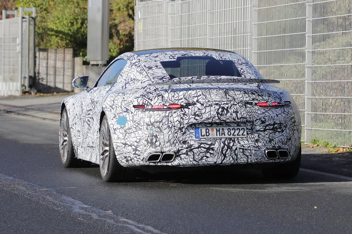 Mercedes AMG GT “Edition 1”, ecco le foto spia (2)