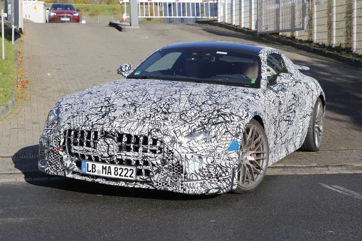 Mercedes AMG GT “Edition 1”, ecco le foto spia (8)