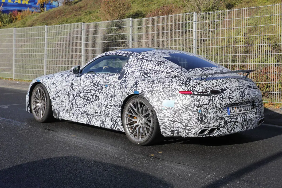 Mercedes AMG GT “Edition 1”, ecco le foto spia (10)