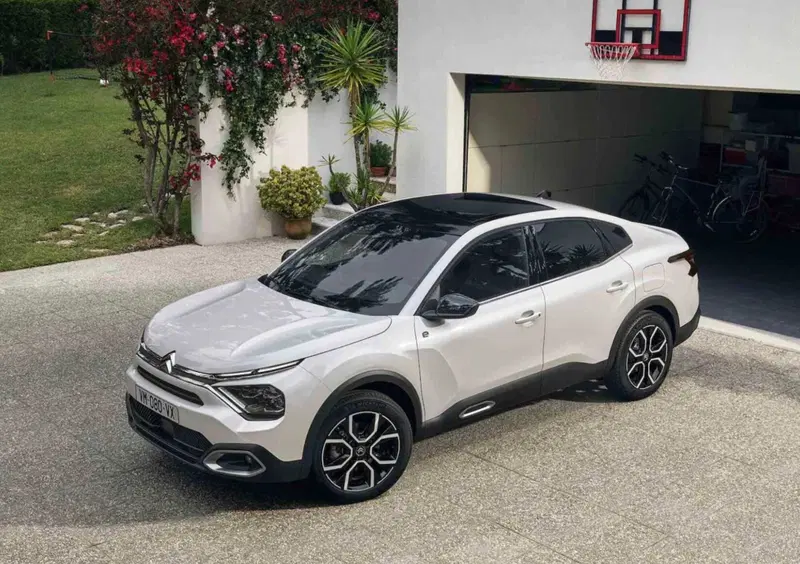 Citroen e-C4 X (2022-24) (2)