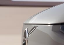 Volvo EX90, il suv elettrico debutterà il 9 novembre