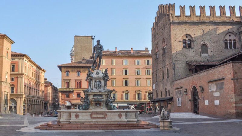 Bologna abbassa il limite di velocit&agrave; a 30 km/h