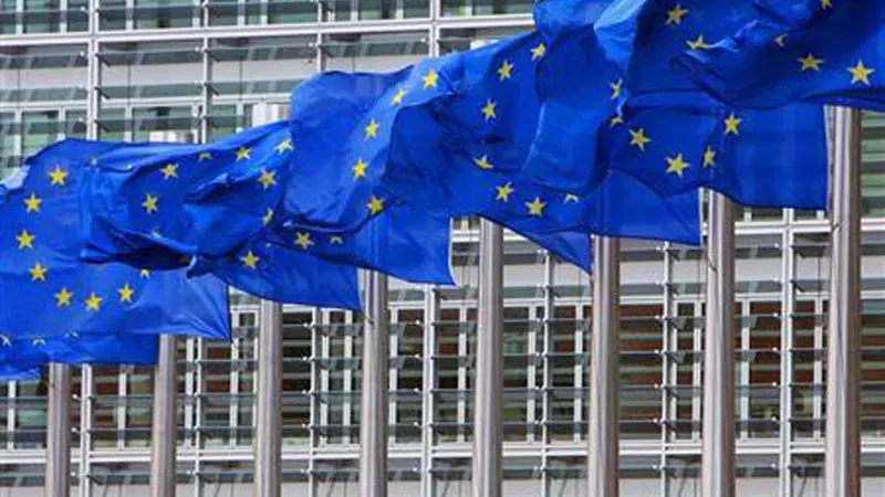 La morte delle termiche nel 2035 era tutto uno scherzo? Il commissario europeo Breton &egrave; spaventato  