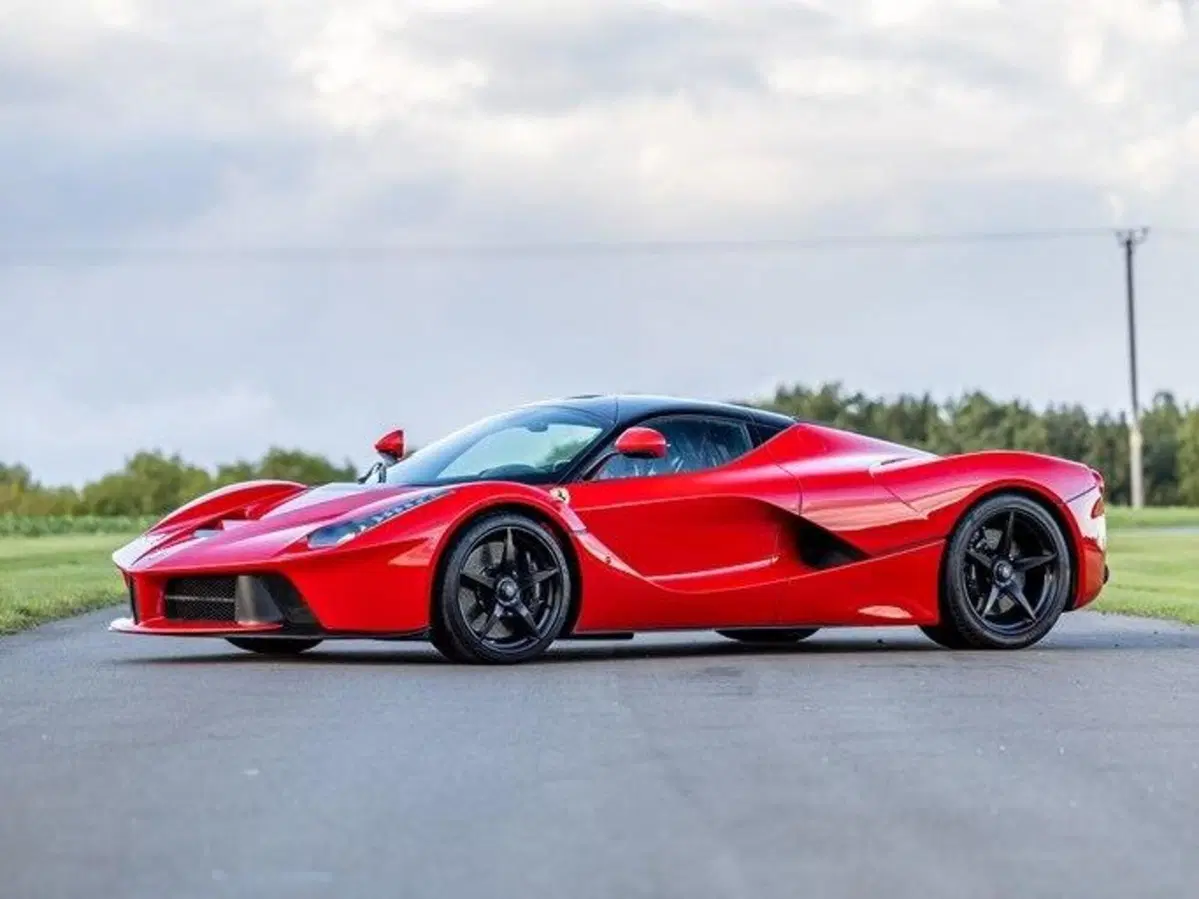 La più grande asta di Gran Turismo inizia domani: 44 milioni di euro (Ferrari, Bugatti, Lamborghini, Lancia...) (8)