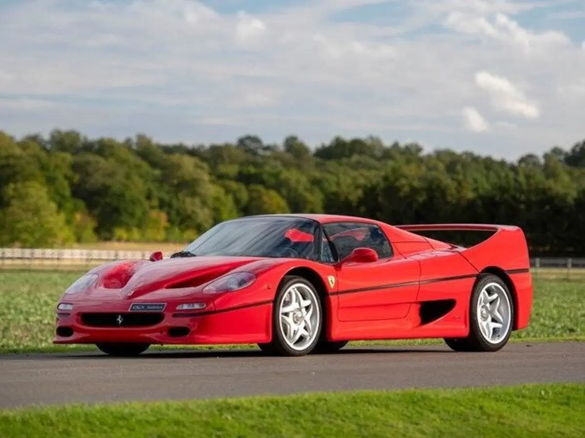 La più grande asta di Gran Turismo inizia domani: 44 milioni di euro (Ferrari, Bugatti, Lamborghini, Lancia...) (15)