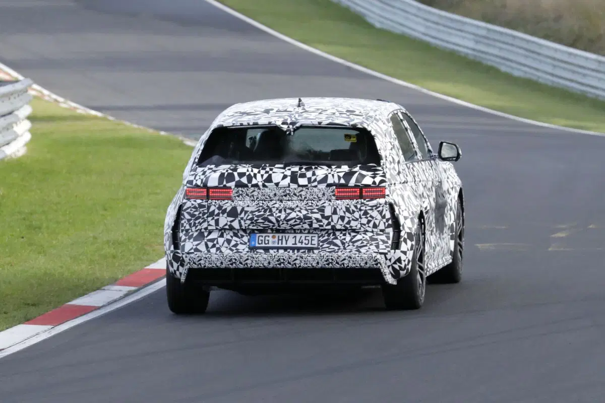 Hyundai Ioniq 5 N, ecco le nuove foto spia (9)
