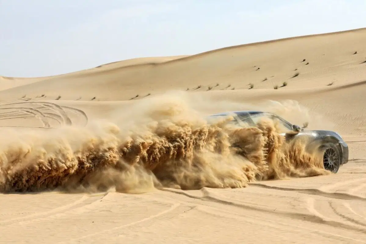 Porsche 911 Dakar: l'anteprima a Los Angeles il 16 novembre (6)